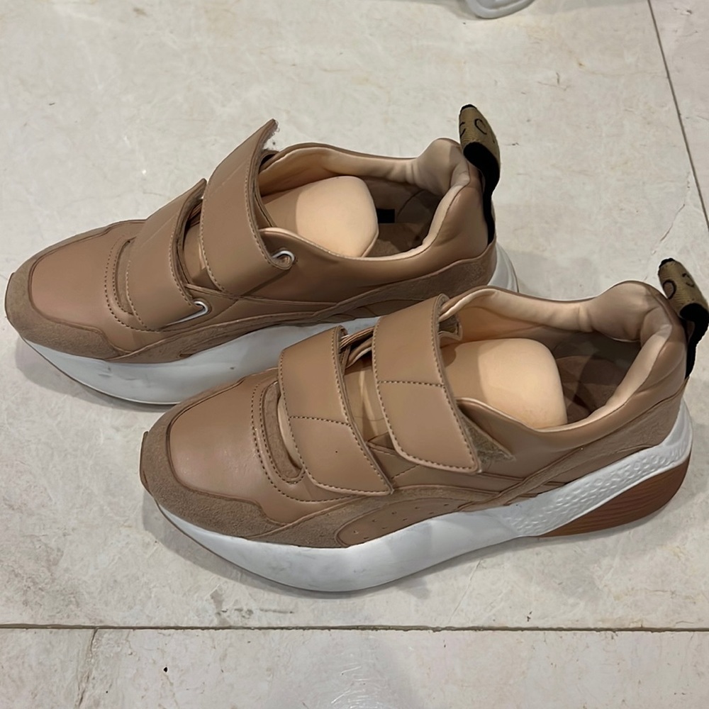 Stella McCartney beige shoes, couple times used. Like new